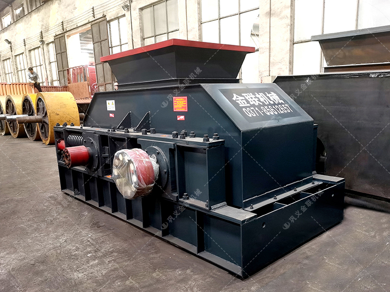 1200x800型直連式對(duì)輥破碎機(jī)發(fā)貨圖片 1200x800型直連式對(duì)輥破碎機(jī)發(fā)貨圖片