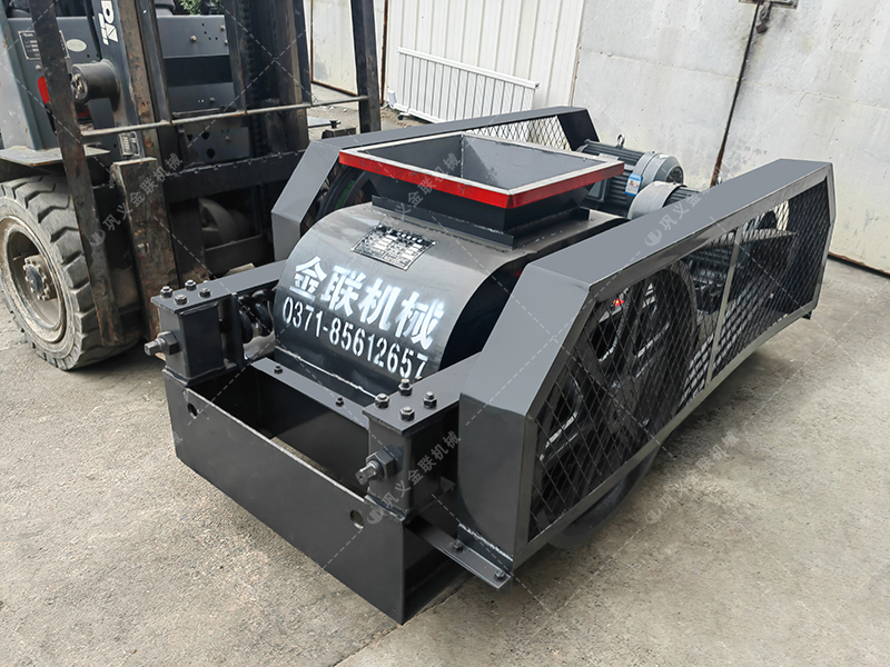 2PG400X250小型對(duì)輥破碎機(jī)發(fā)貨圖片_發(fā)往江蘇蘇州_破碎硅鐵