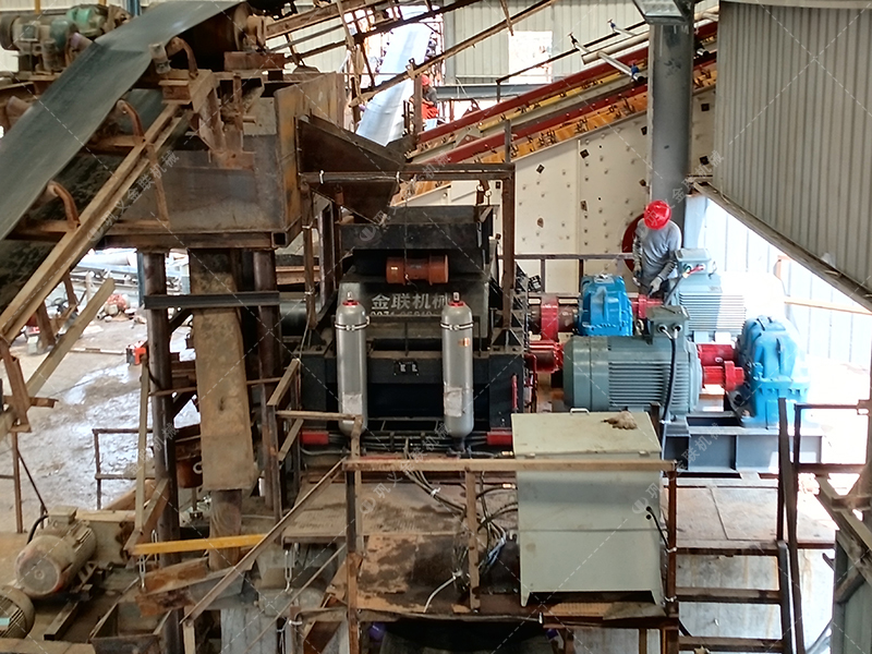 對(duì)輥制砂機(jī)價(jià)格差異大的原因：配置與性能深度對(duì)比